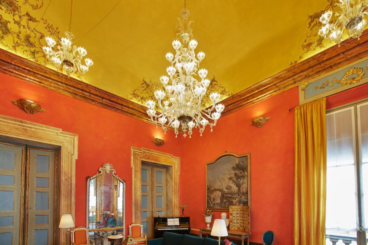 Palazzo Di Alcina - Residenza D'Epoca - Luxury- Bed & Breakfast โบโลญญา ภายนอก รูปภาพ