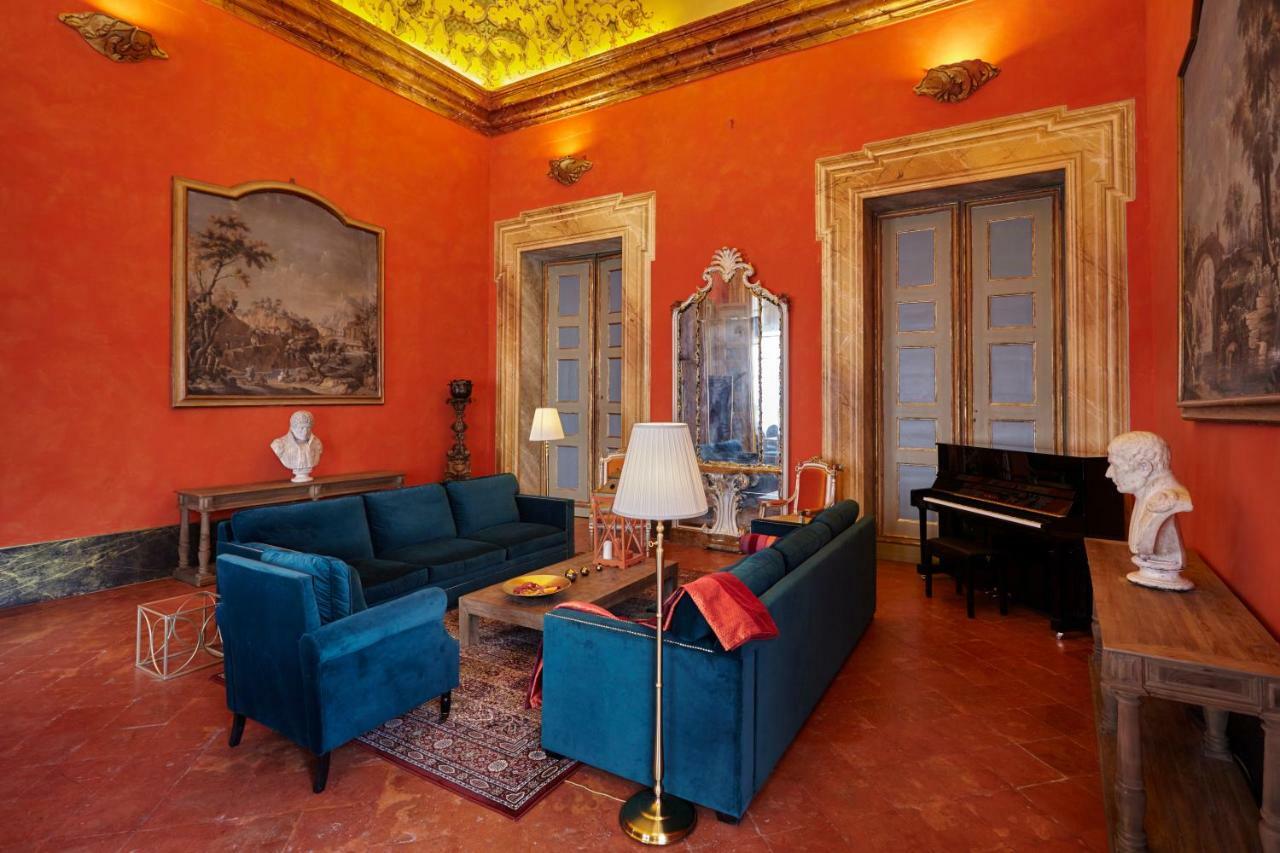 Palazzo Di Alcina - Residenza D'Epoca - Luxury- Bed & Breakfast โบโลญญา ภายนอก รูปภาพ